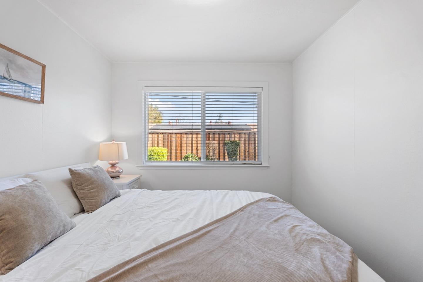 Detail Gallery Image 12 of 47 For 1376 Klamath Dr, San Jose,  CA 95130 - 4 Beds | 2 Baths