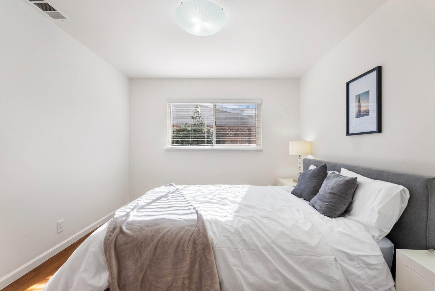 Detail Gallery Image 24 of 47 For 1376 Klamath Dr, San Jose,  CA 95130 - 4 Beds | 2 Baths