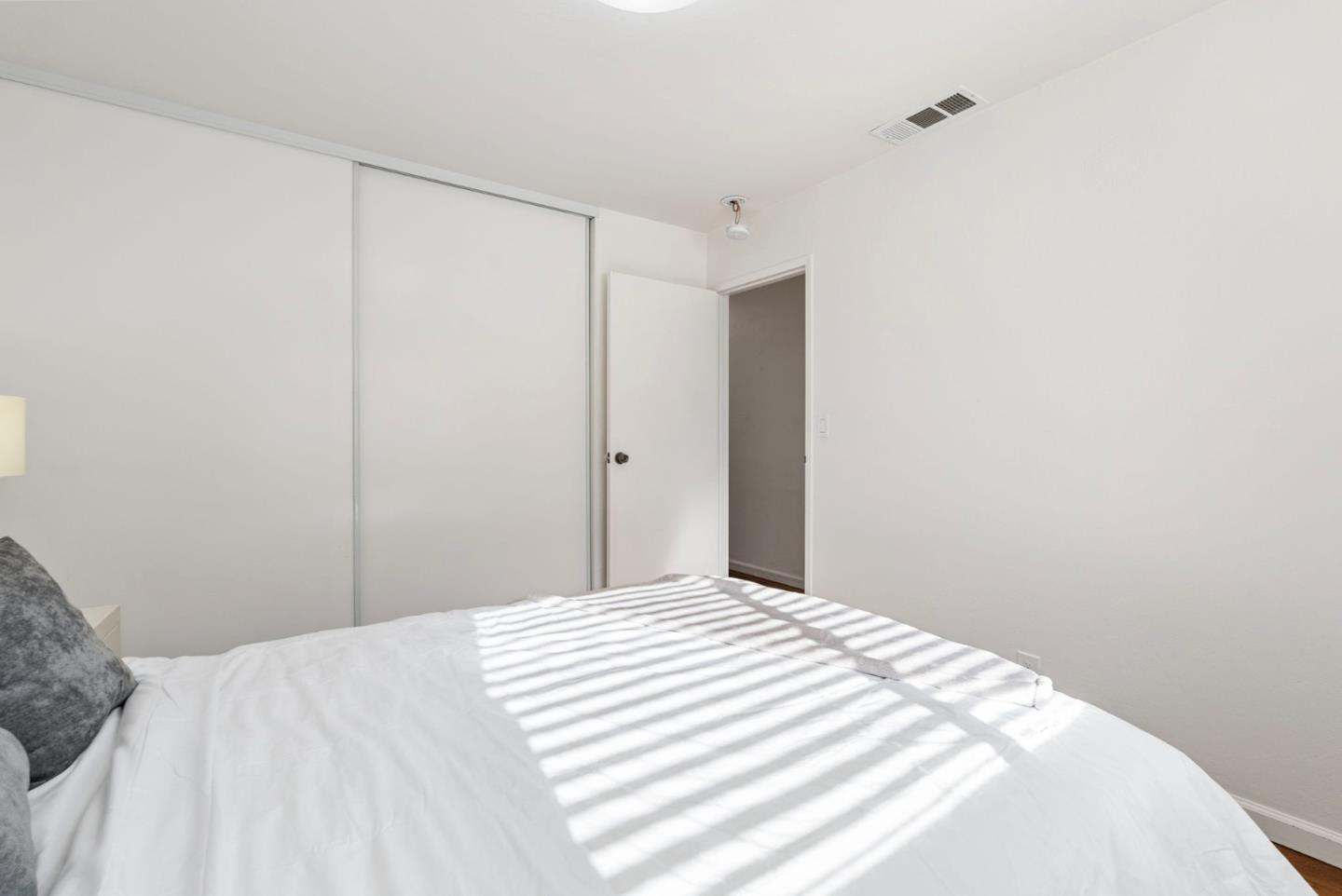 Detail Gallery Image 25 of 47 For 1376 Klamath Dr, San Jose,  CA 95130 - 4 Beds | 2 Baths
