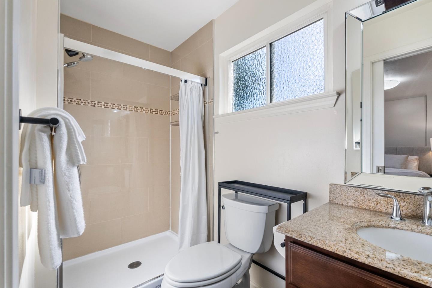 Detail Gallery Image 30 of 47 For 1376 Klamath Dr, San Jose,  CA 95130 - 4 Beds | 2 Baths