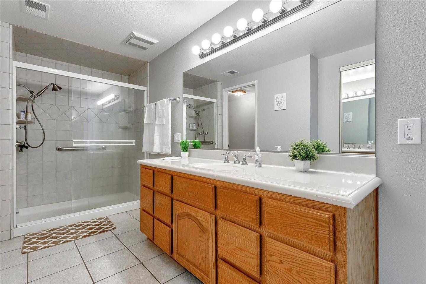 Detail Gallery Image 26 of 43 For 6429 Mcabee Rd, San Jose,  CA 95120 - 4 Beds | 2/1 Baths