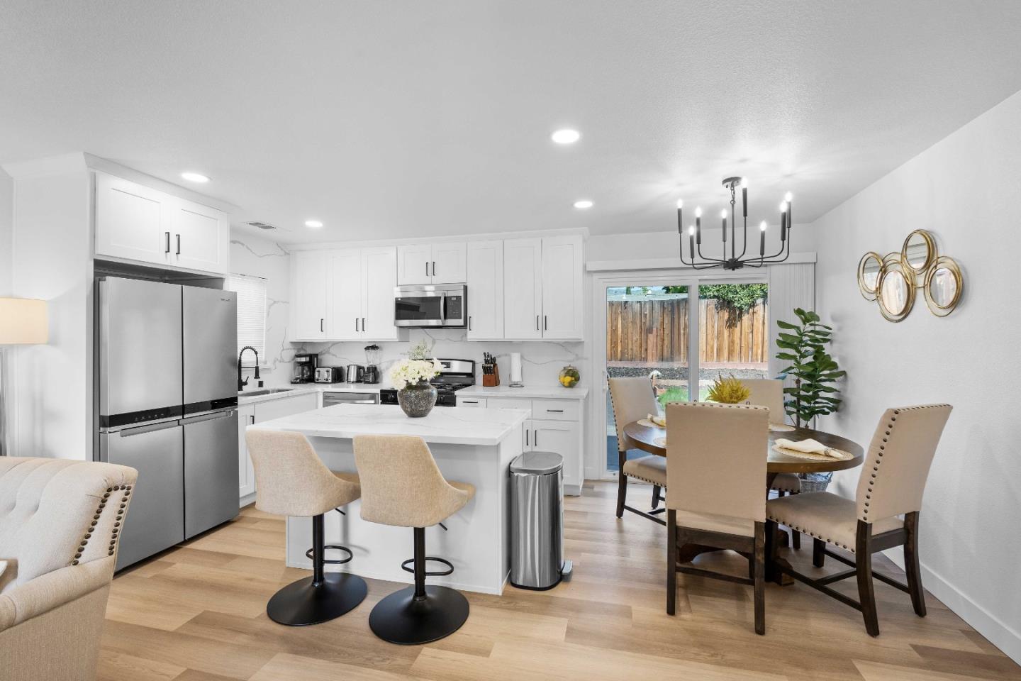 Detail Gallery Image 7 of 32 For 1452 Lochner Dr, San Jose,  CA 95127 - 3 Beds | 1/1 Baths