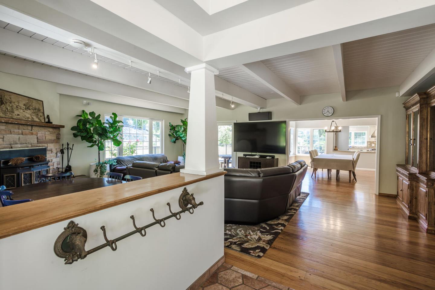 Detail Gallery Image 5 of 51 For 60 Fernwood Dr, La Honda,  CA 94020 - 4 Beds | 3 Baths