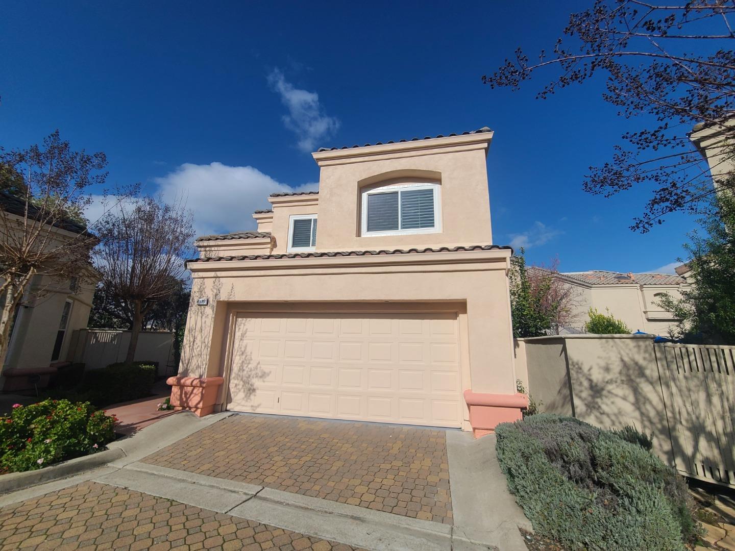 Detail Gallery Image 2 of 51 For 4385 Diavila Ave, Pleasanton,  CA 94588 - 3 Beds | 2/1 Baths
