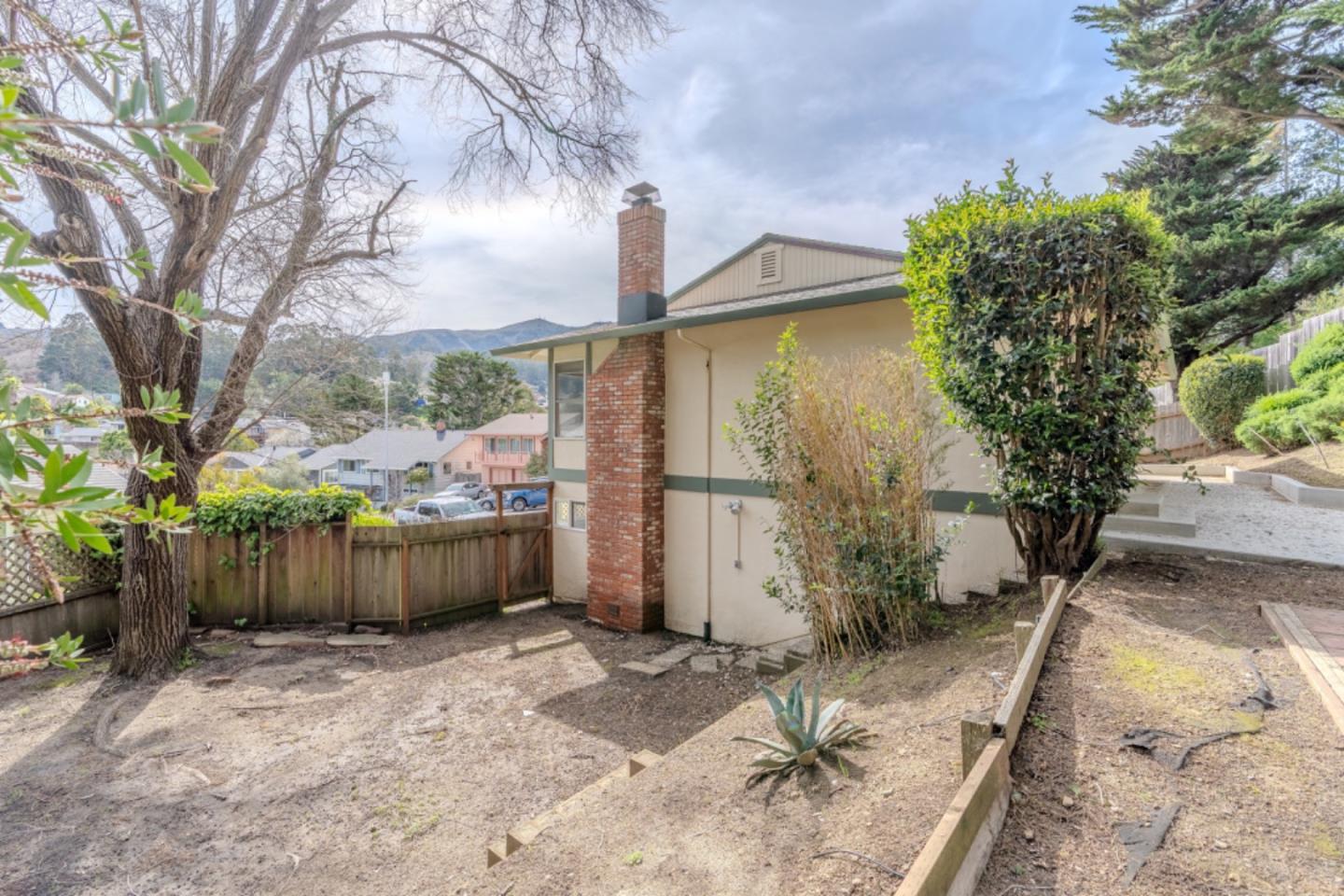 Detail Gallery Image 21 of 21 For 22 Tioga Way, Pacifica,  CA 94044 - 3 Beds | 3 Baths