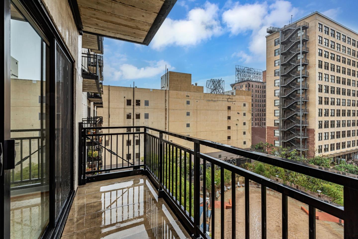 Detail Gallery Image 18 of 18 For 416 S Spring St #606,  Los Angeles,  CA 90013 - 2 Beds | 2 Baths