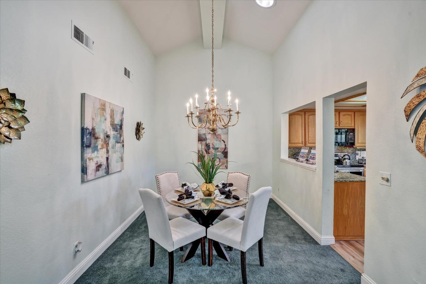 Detail Gallery Image 6 of 44 For 3123 Lake Trasimeno Dr, San Jose,  CA 95135 - 2 Beds | 2 Baths