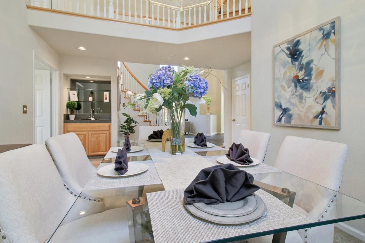 Detail Gallery Image 10 of 59 For 5183 Apennines Cir, San Jose,  CA 95138 - 5 Beds | 3 Baths