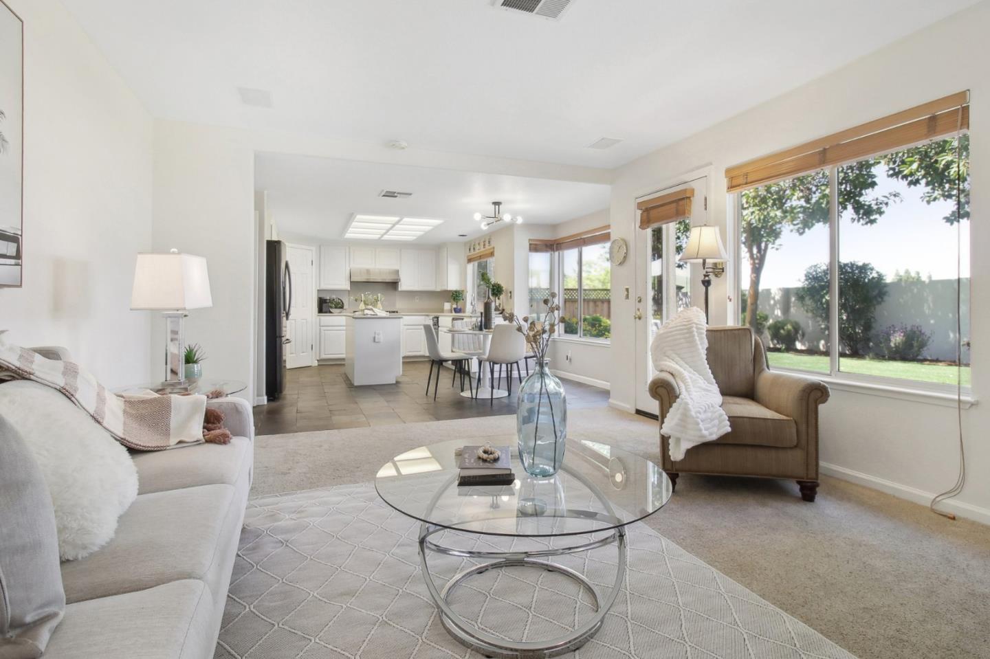 Detail Gallery Image 20 of 59 For 5183 Apennines Cir, San Jose,  CA 95138 - 5 Beds | 3 Baths