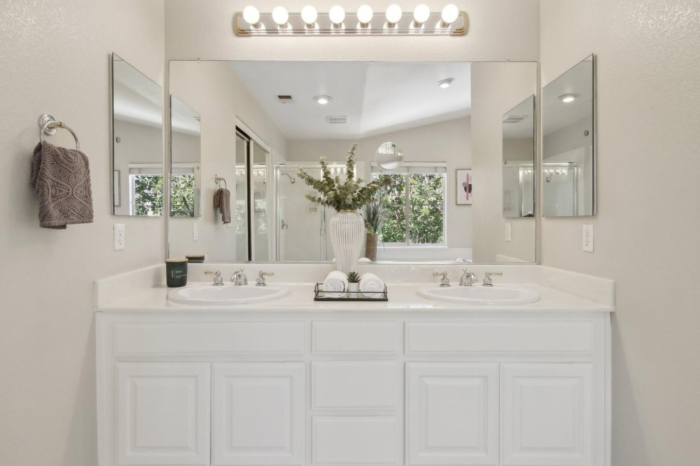 Detail Gallery Image 29 of 59 For 5183 Apennines Cir, San Jose,  CA 95138 - 5 Beds | 3 Baths