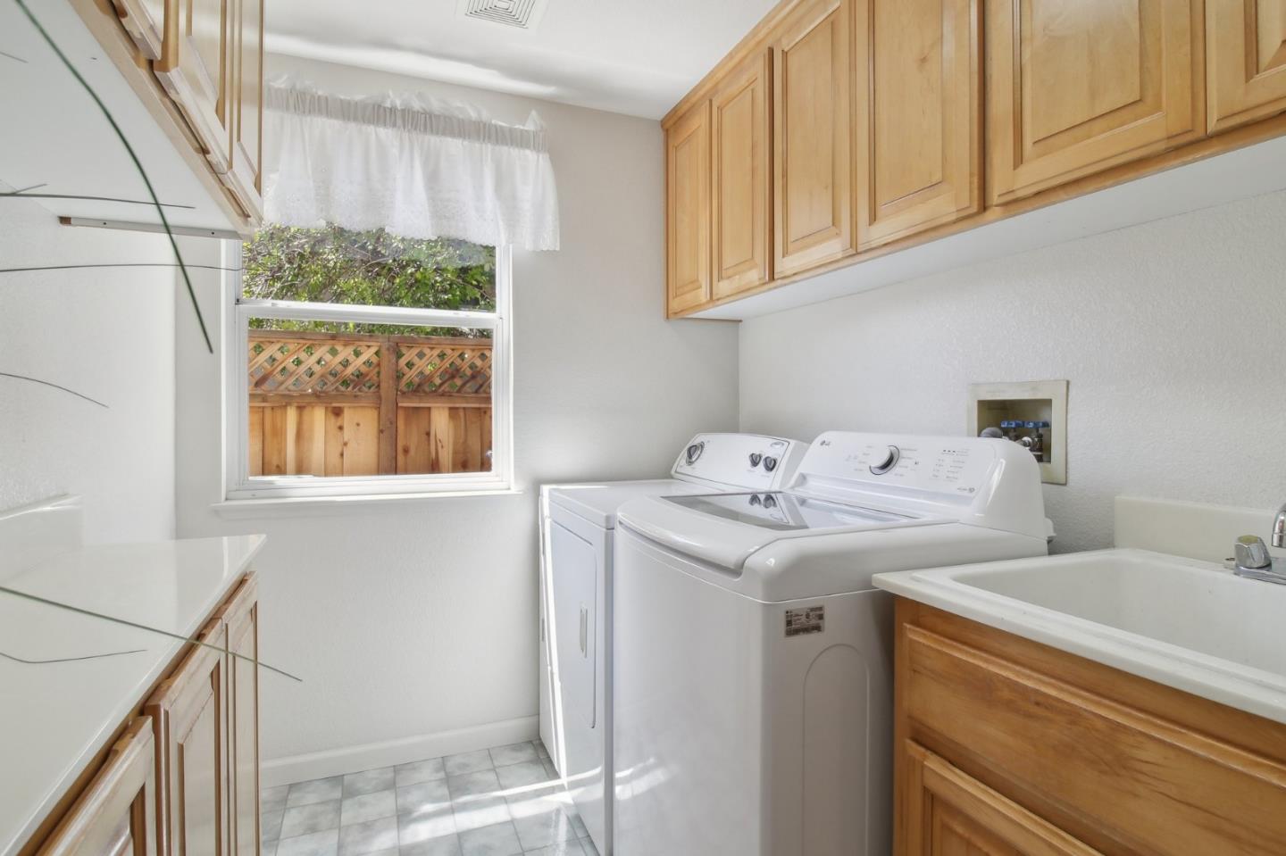 Detail Gallery Image 39 of 59 For 5183 Apennines Cir, San Jose,  CA 95138 - 5 Beds | 3 Baths