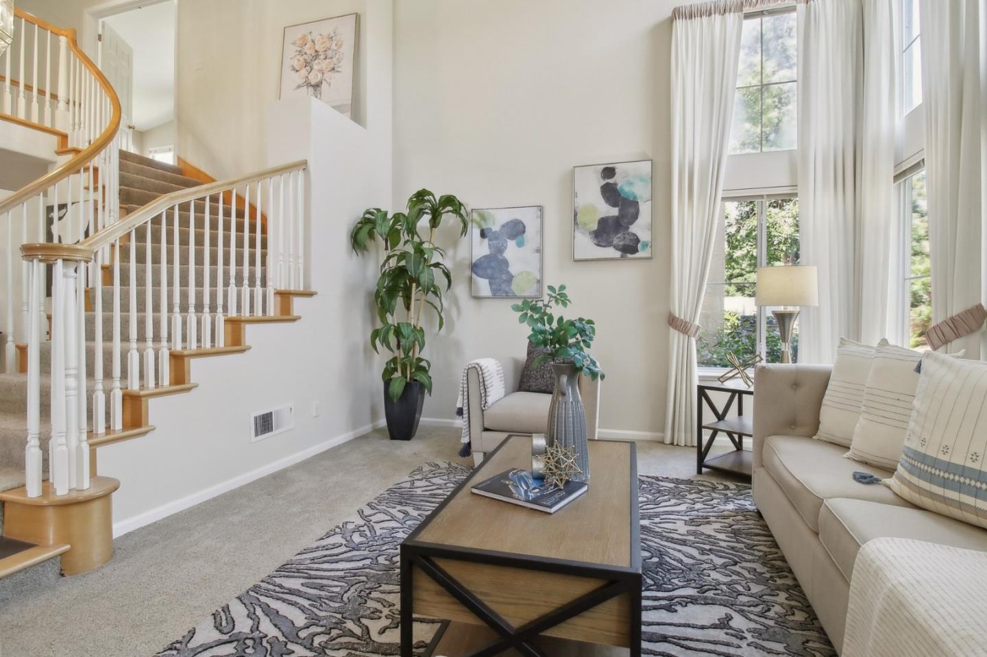 Detail Gallery Image 7 of 59 For 5183 Apennines Cir, San Jose,  CA 95138 - 5 Beds | 3 Baths