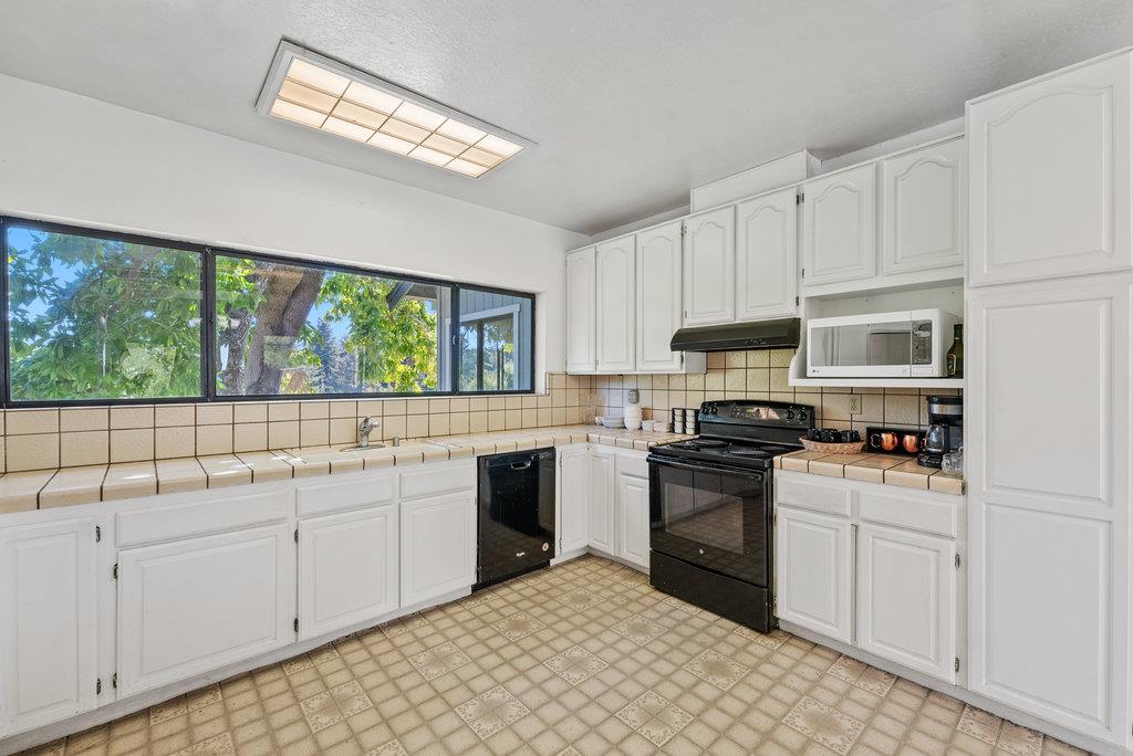 Detail Gallery Image 19 of 53 For 500 Valencia School Rd, Aptos,  CA 95003 - 2 Beds | 2 Baths