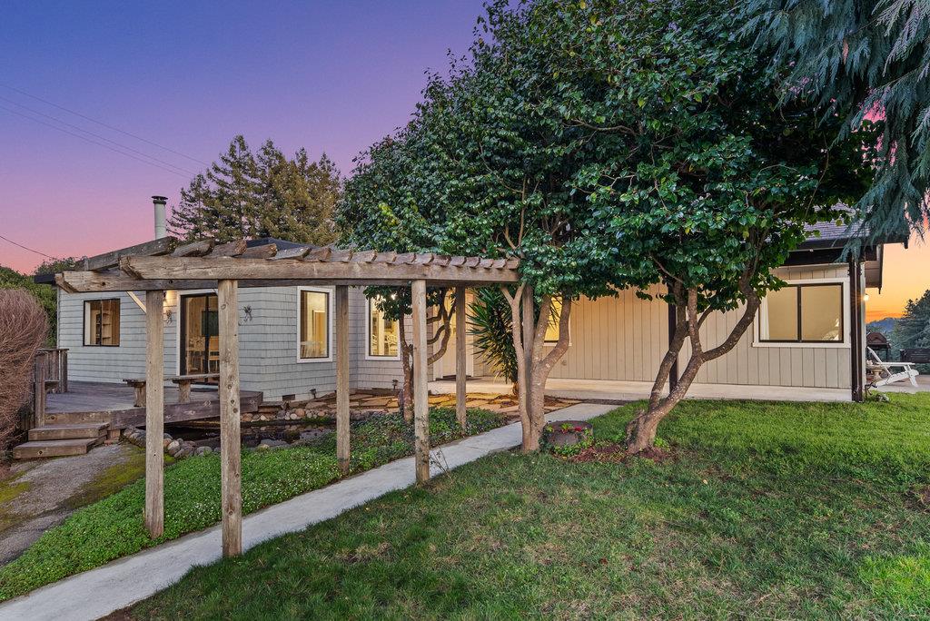 Detail Gallery Image 9 of 53 For 500 Valencia School Rd, Aptos,  CA 95003 - 2 Beds | 2 Baths