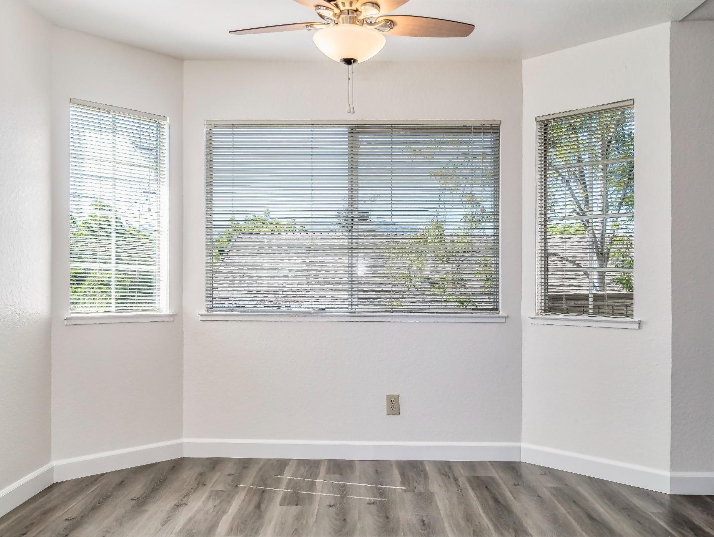 Detail Gallery Image 14 of 42 For 3460 Wine Cask Way, San Jose,  CA 95124 - 2 Beds | 2 Baths
