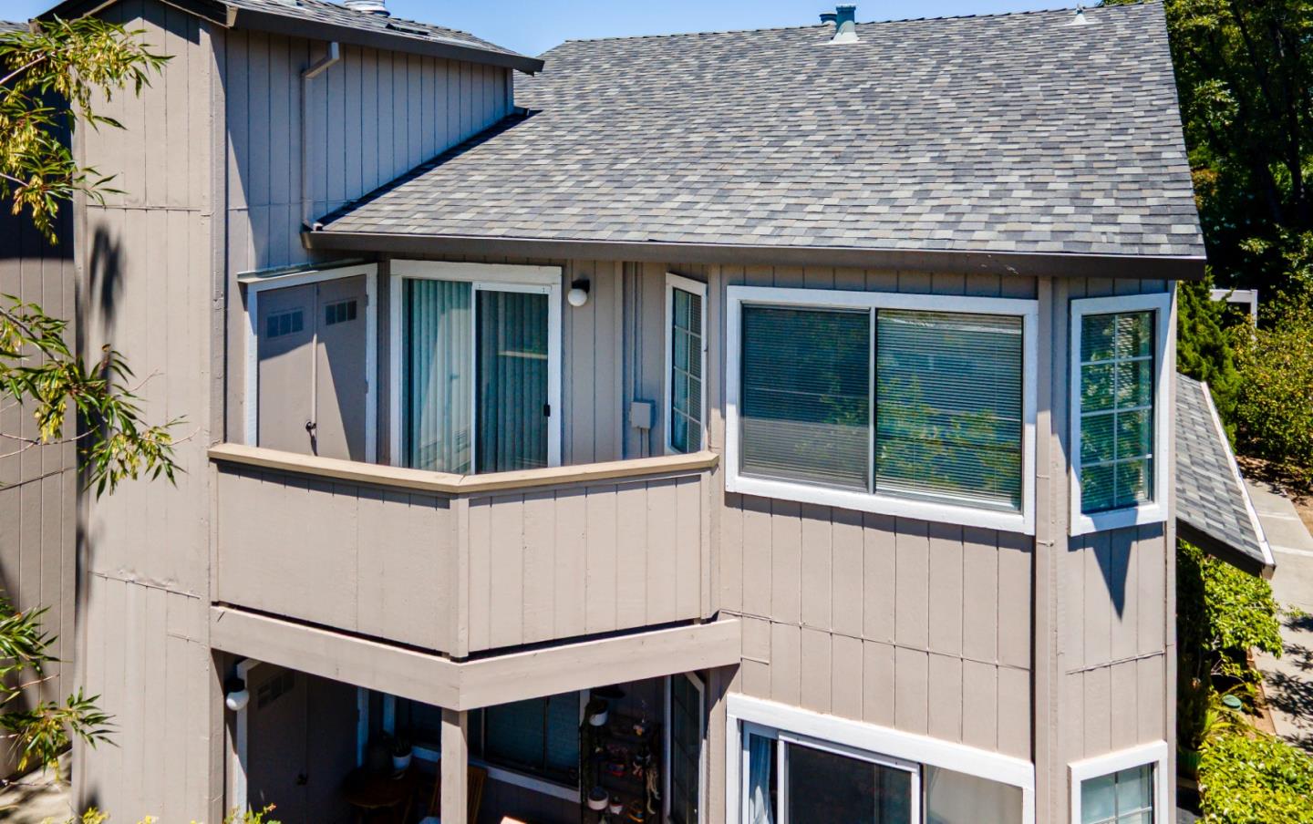 Detail Gallery Image 2 of 42 For 3460 Wine Cask Way, San Jose,  CA 95124 - 2 Beds | 2 Baths