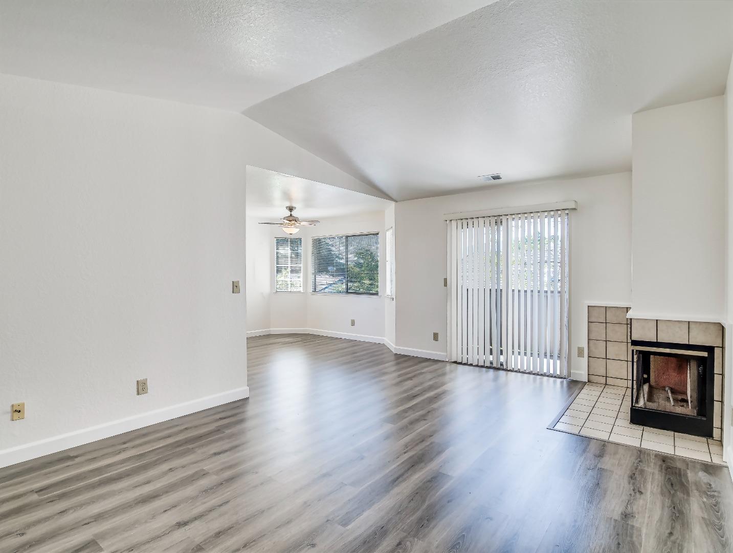 Detail Gallery Image 21 of 42 For 3460 Wine Cask Way, San Jose,  CA 95124 - 2 Beds | 2 Baths