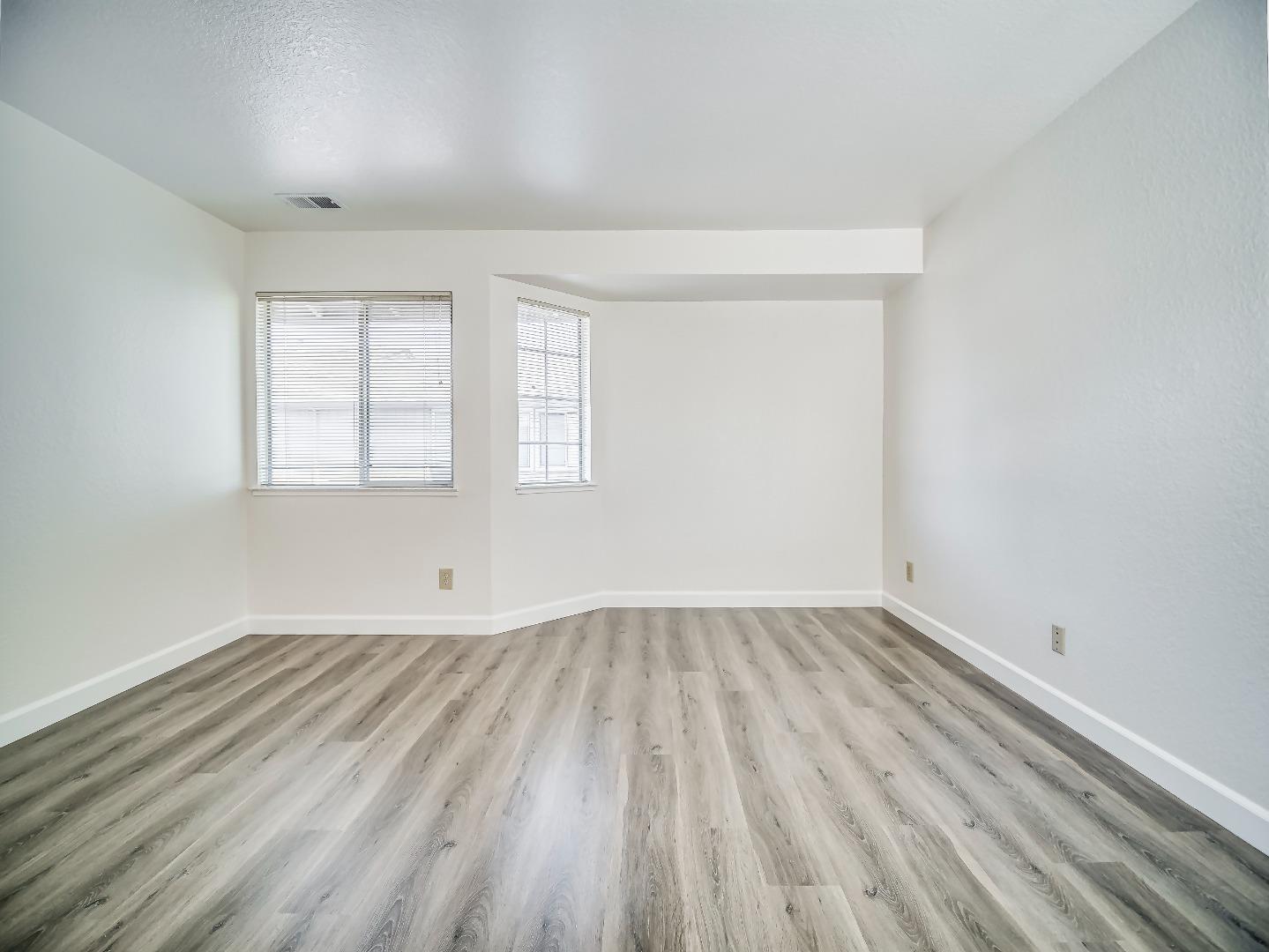 Detail Gallery Image 33 of 42 For 3460 Wine Cask Way, San Jose,  CA 95124 - 2 Beds | 2 Baths