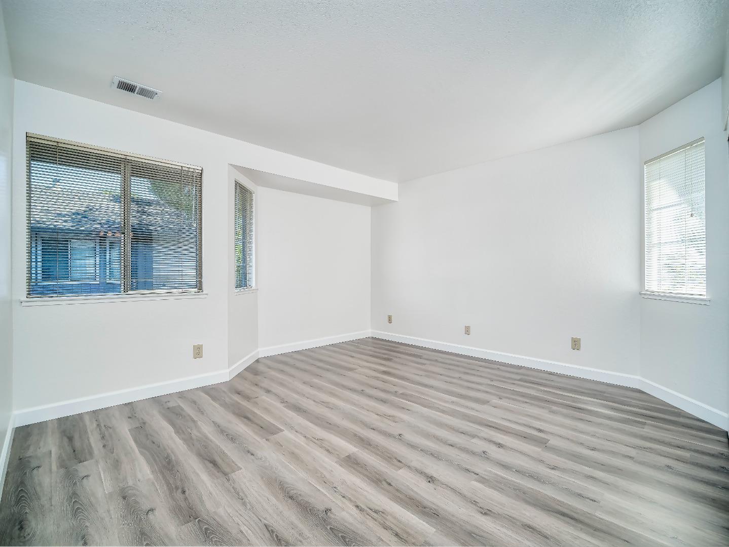 Detail Gallery Image 34 of 42 For 3460 Wine Cask Way, San Jose,  CA 95124 - 2 Beds | 2 Baths