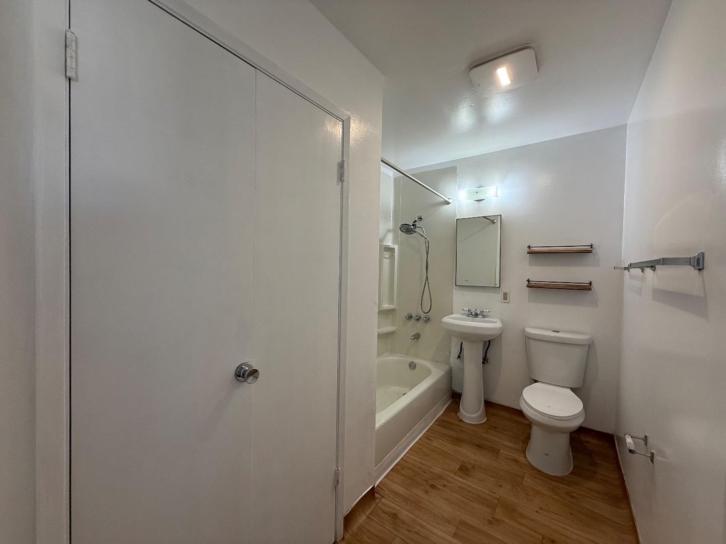 Detail Gallery Image 7 of 7 For 117 Adler Ave, Campbell,  CA 95008 - 1 Beds | 1 Baths