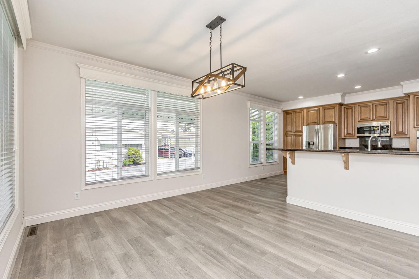 Detail Gallery Image 14 of 49 For 1085 Tasman Dr #877,  Sunnyvale,  CA 94089 - 3 Beds | 2 Baths