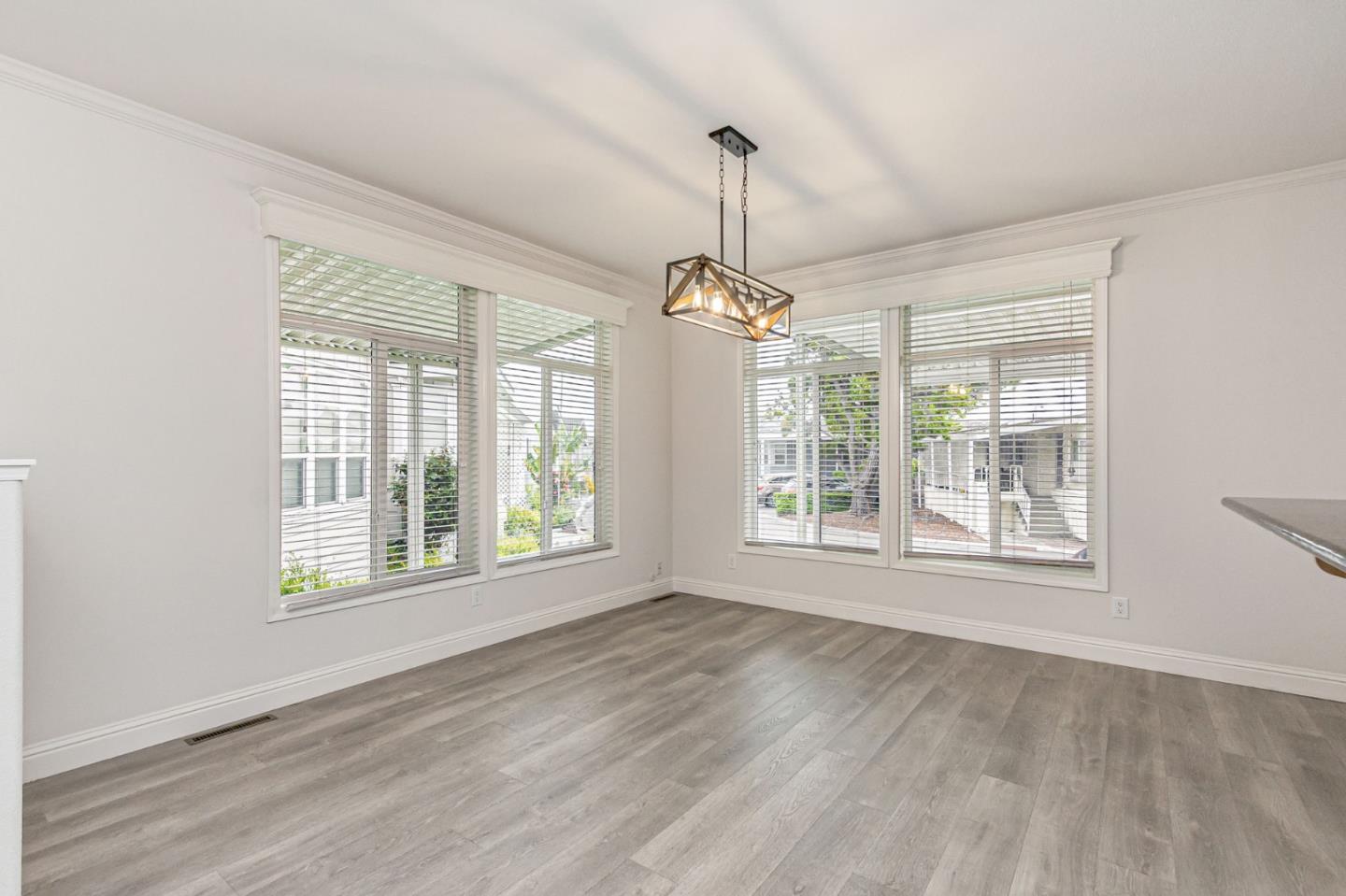 Detail Gallery Image 21 of 49 For 1085 Tasman Dr #877,  Sunnyvale,  CA 94089 - 3 Beds | 2 Baths