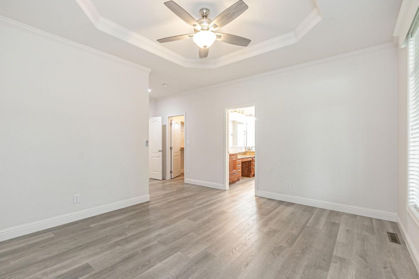 Detail Gallery Image 25 of 49 For 1085 Tasman Dr #877,  Sunnyvale,  CA 94089 - 3 Beds | 2 Baths