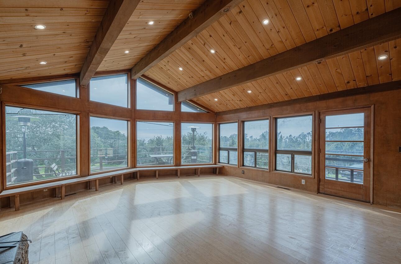 Detail Gallery Image 9 of 36 For 9066 Coker Rd, Salinas,  CA 93907 - 3 Beds | 2/1 Baths