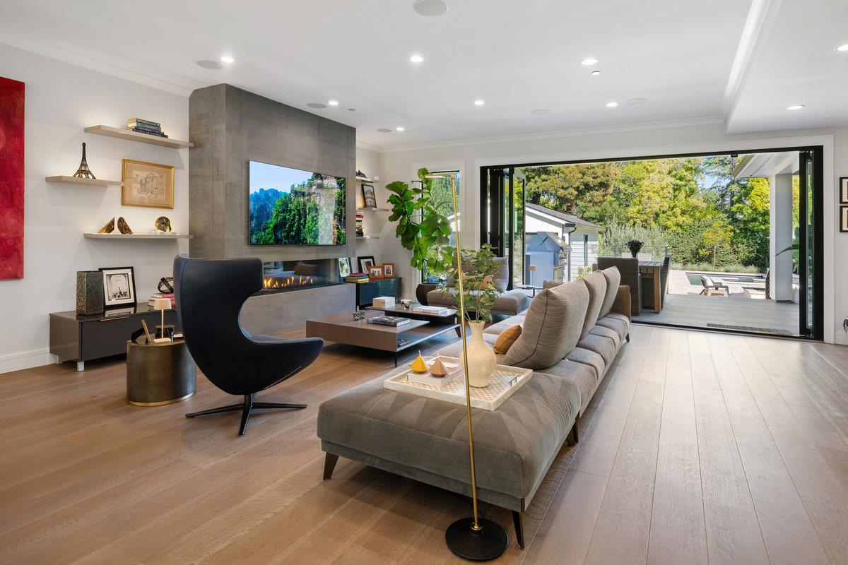 Detail Gallery Image 26 of 90 For 424 Occidental Ave, San Mateo,  CA 94402 - 4 Beds | 3/2 Baths