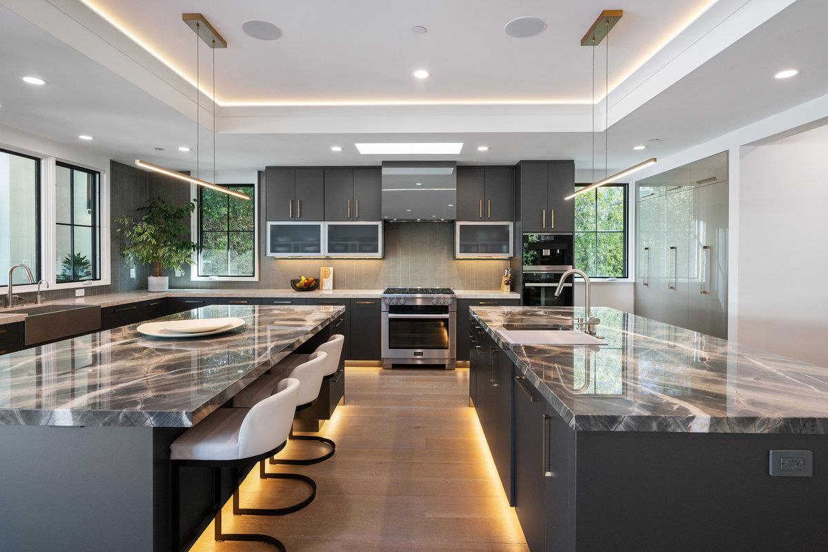Detail Gallery Image 34 of 90 For 424 Occidental Ave, San Mateo,  CA 94402 - 4 Beds | 3/2 Baths