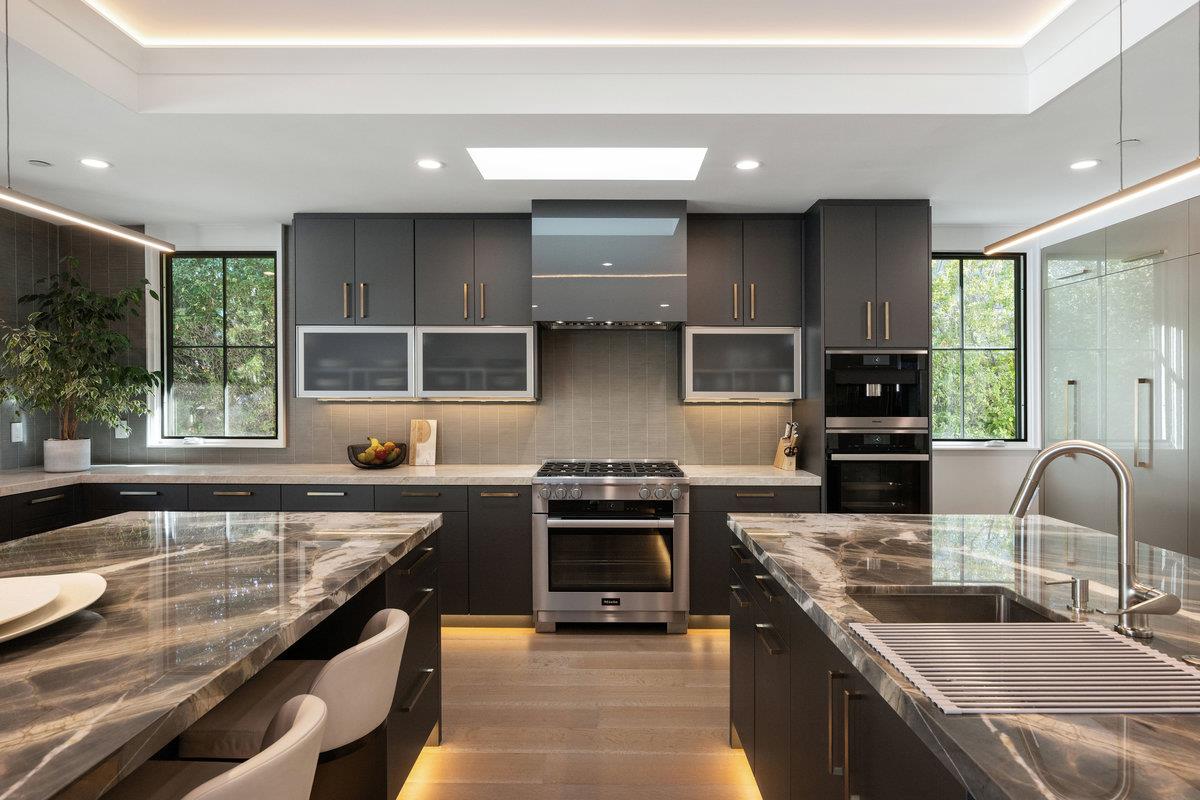 Detail Gallery Image 37 of 90 For 424 Occidental Ave, San Mateo,  CA 94402 - 4 Beds | 3/2 Baths