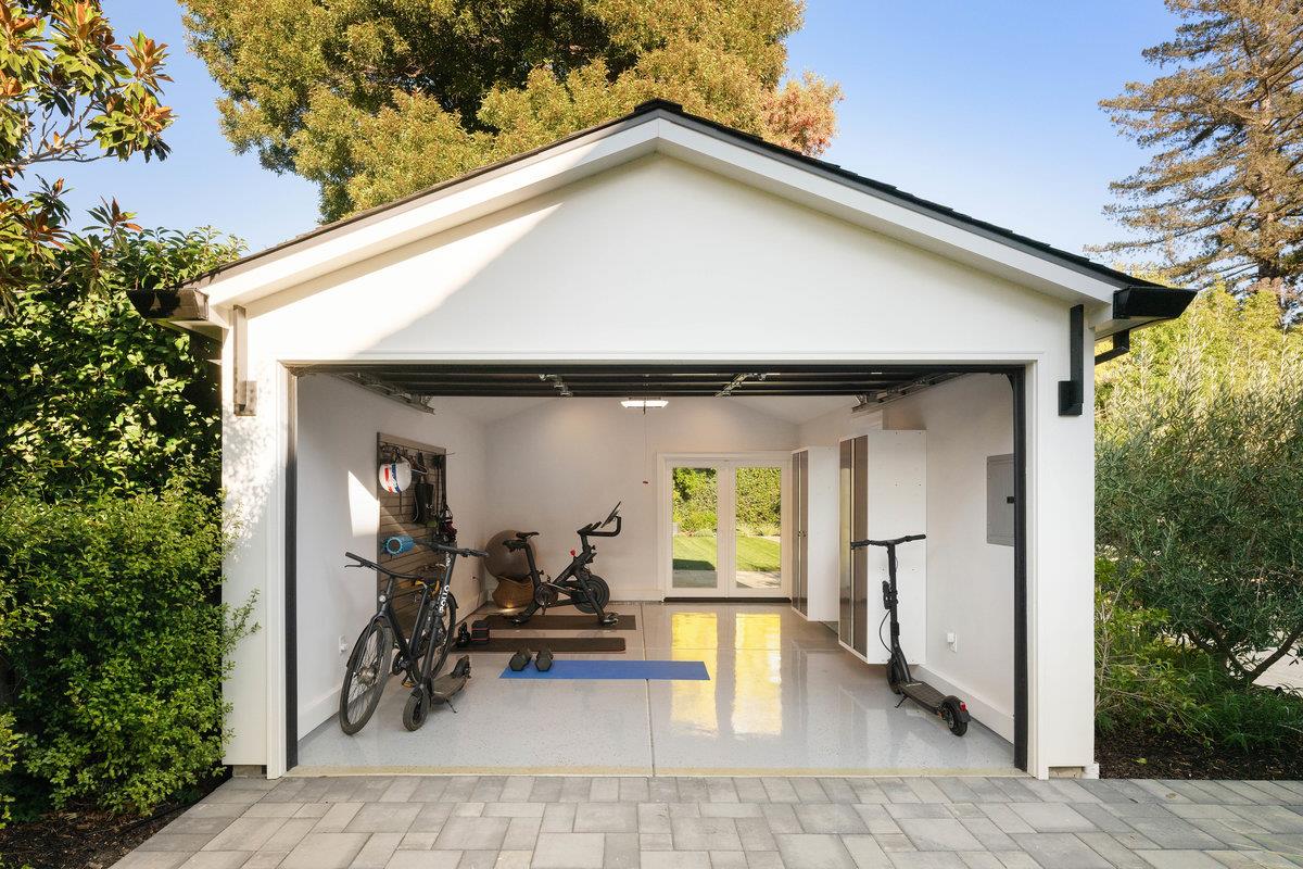 Detail Gallery Image 69 of 90 For 424 Occidental Ave, San Mateo,  CA 94402 - 4 Beds | 3/2 Baths