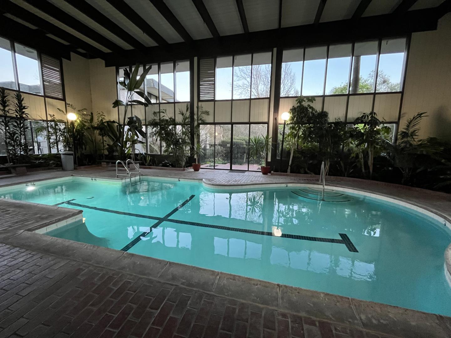 Detail Gallery Image 21 of 44 For 8227 Shelter Creek Ln, San Bruno,  CA 94066 - 1 Beds | 1 Baths