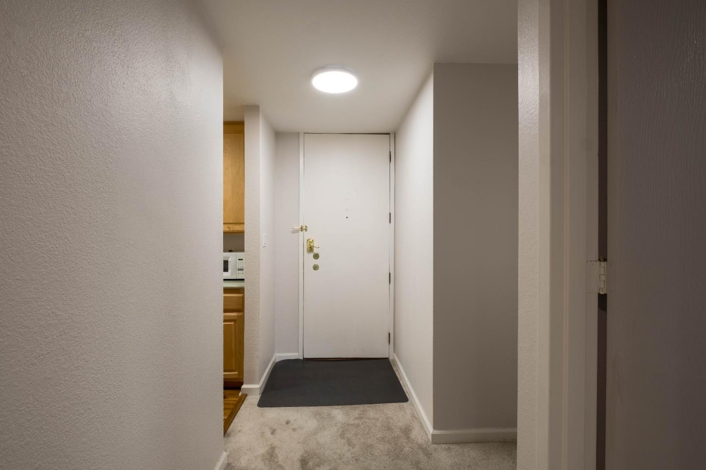 Detail Gallery Image 8 of 44 For 8227 Shelter Creek Ln, San Bruno,  CA 94066 - 1 Beds | 1 Baths