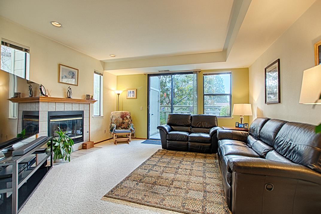 Detail Gallery Image 2 of 36 For 111 Bean Creek Rd #186,  Scotts Valley,  CA 95066 - 2 Beds | 2/1 Baths