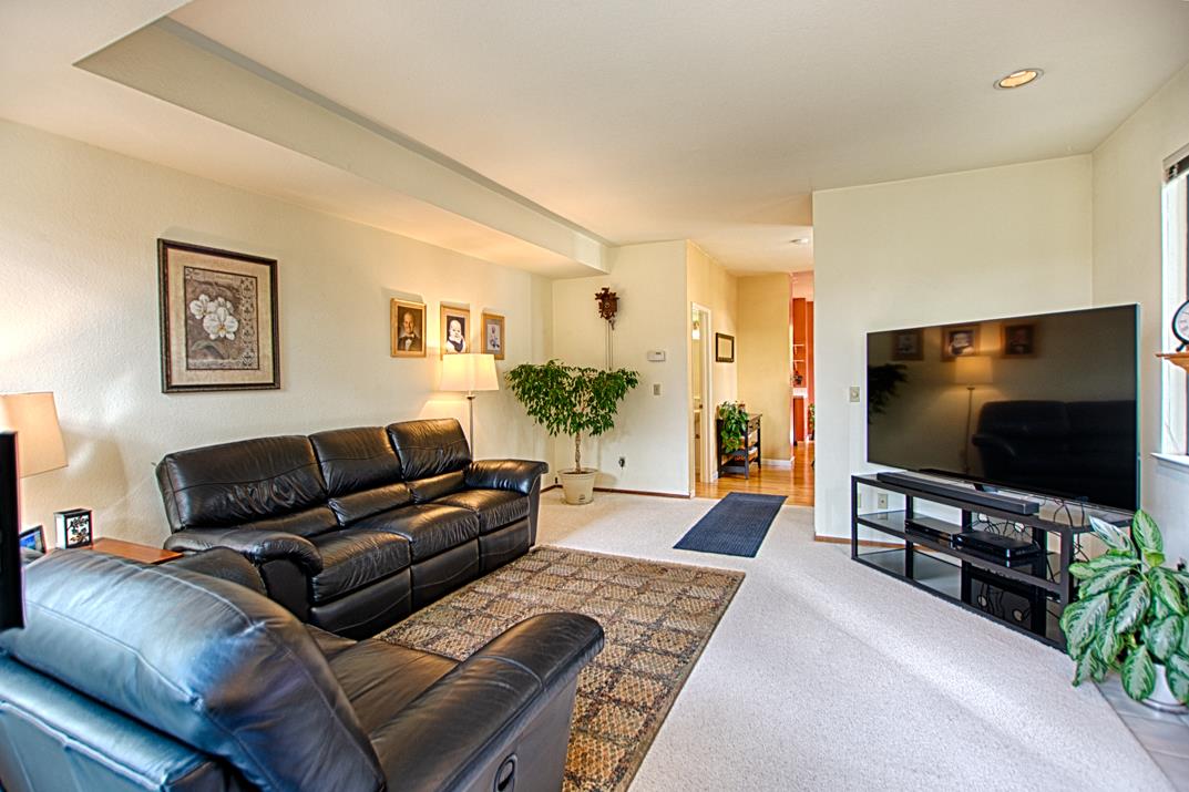 Detail Gallery Image 5 of 36 For 111 Bean Creek Rd #186,  Scotts Valley,  CA 95066 - 2 Beds | 2/1 Baths