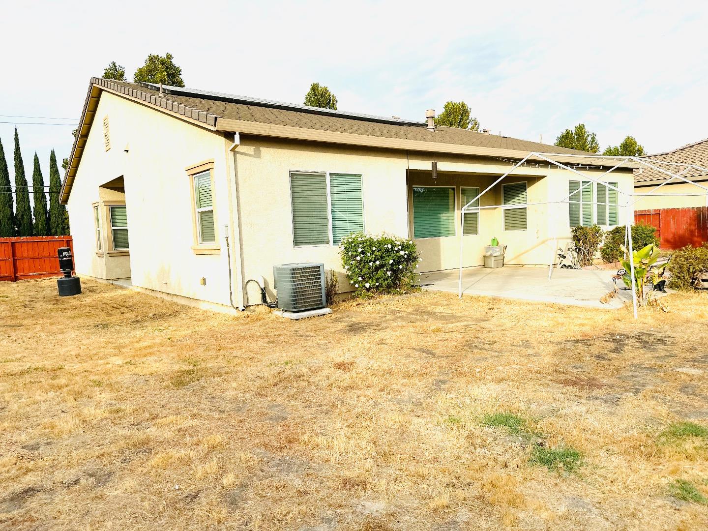 Detail Gallery Image 19 of 20 For 986 W Woodward Ave, Manteca,  CA 95337 - 4 Beds | 2 Baths