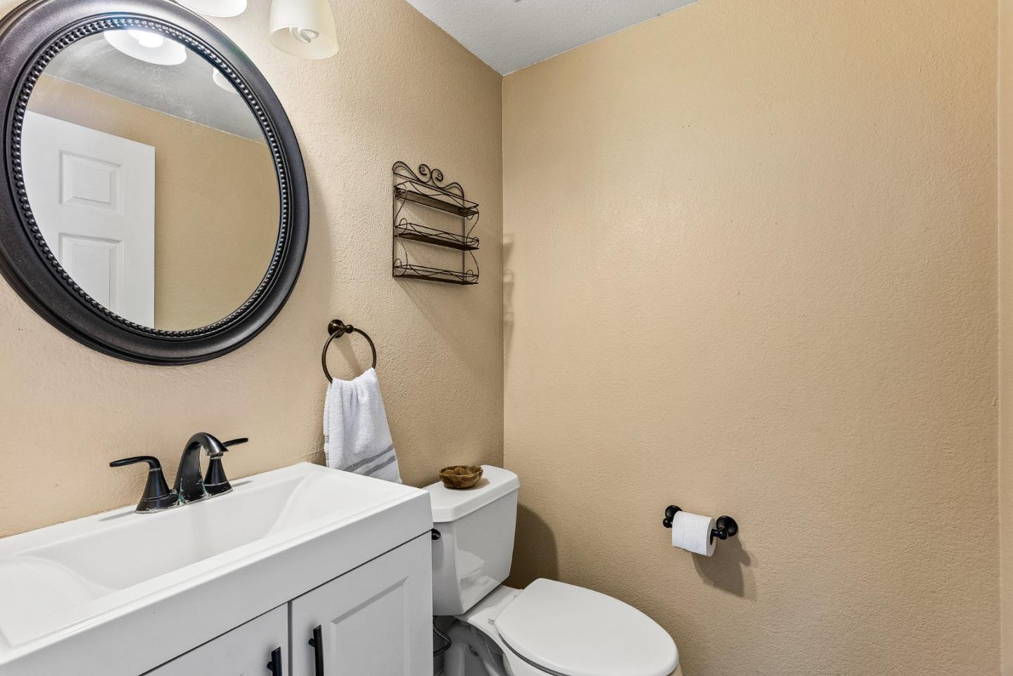 Detail Gallery Image 11 of 34 For 111 Bean Creek Rd #180,  Scotts Valley,  CA 95066 - 2 Beds | 2/1 Baths