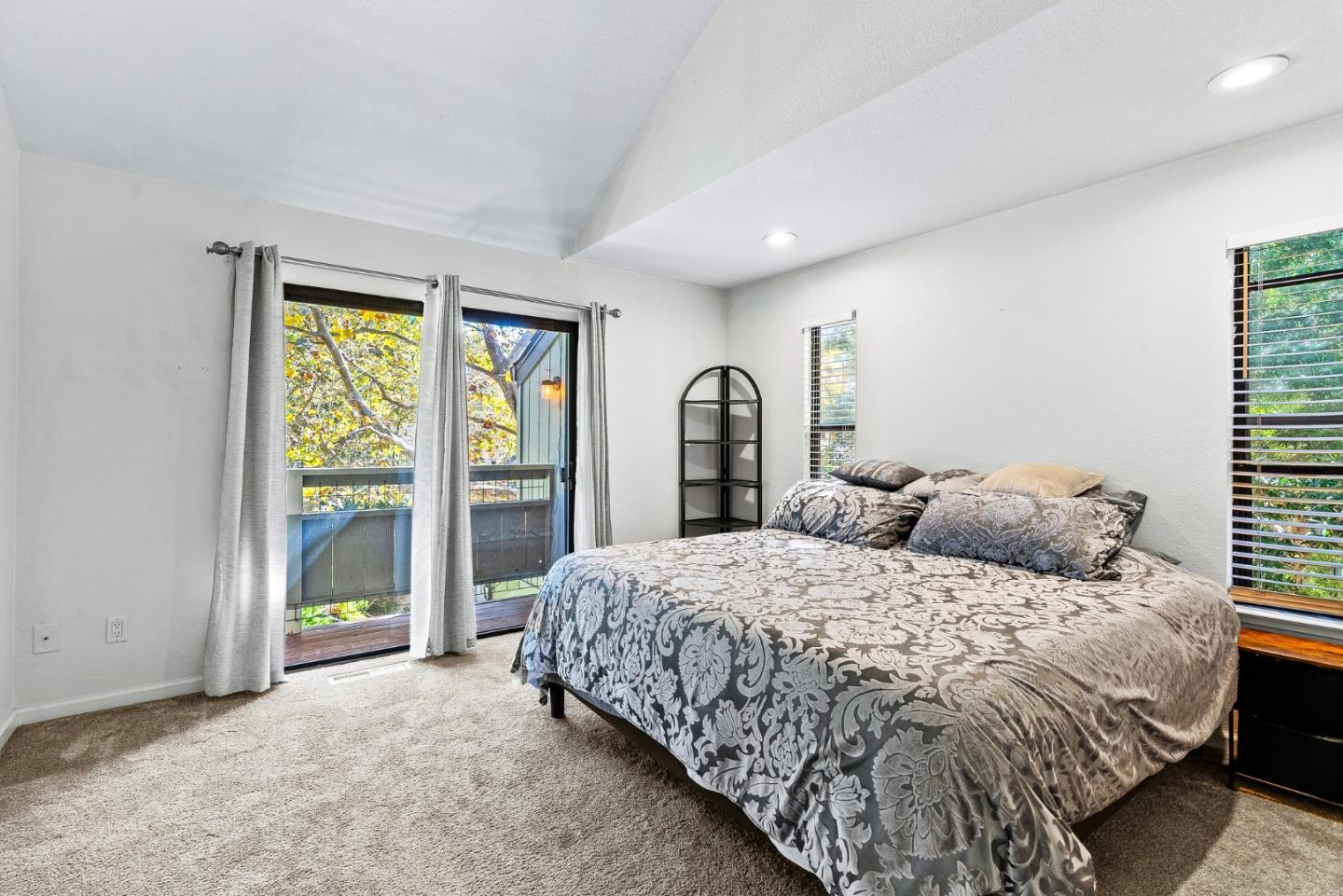 Detail Gallery Image 15 of 34 For 111 Bean Creek Rd #180,  Scotts Valley,  CA 95066 - 2 Beds | 2/1 Baths