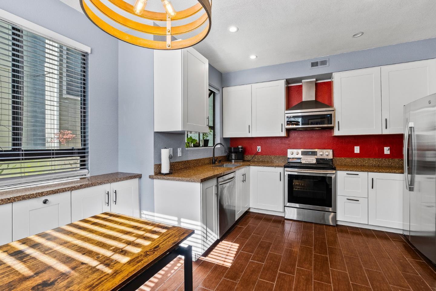 Detail Gallery Image 5 of 34 For 111 Bean Creek Rd #180,  Scotts Valley,  CA 95066 - 2 Beds | 2/1 Baths