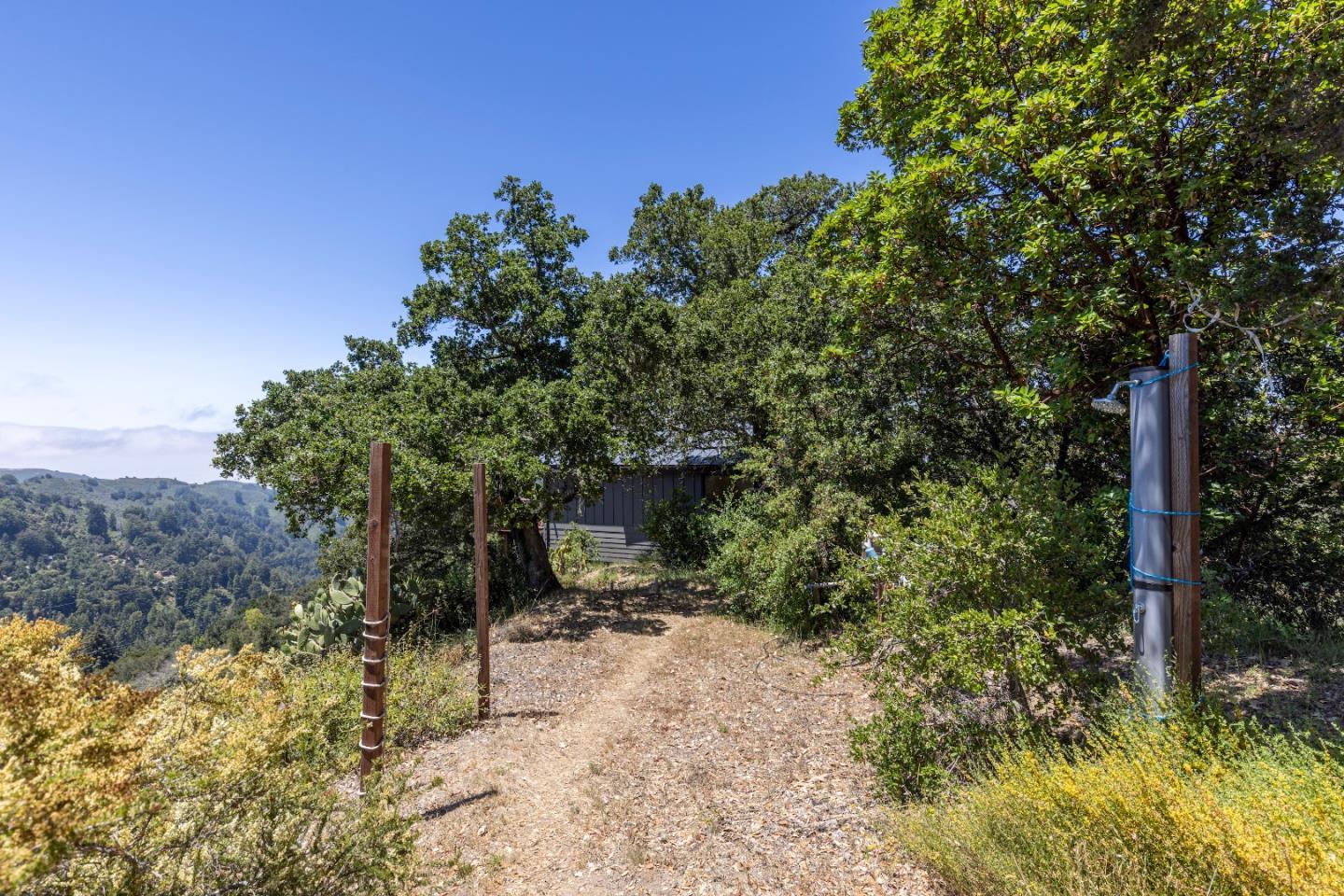 Detail Gallery Image 24 of 40 For 37783 Palo Colorado Rd, Carmel,  CA 93923 - 4 Beds | 3 Baths