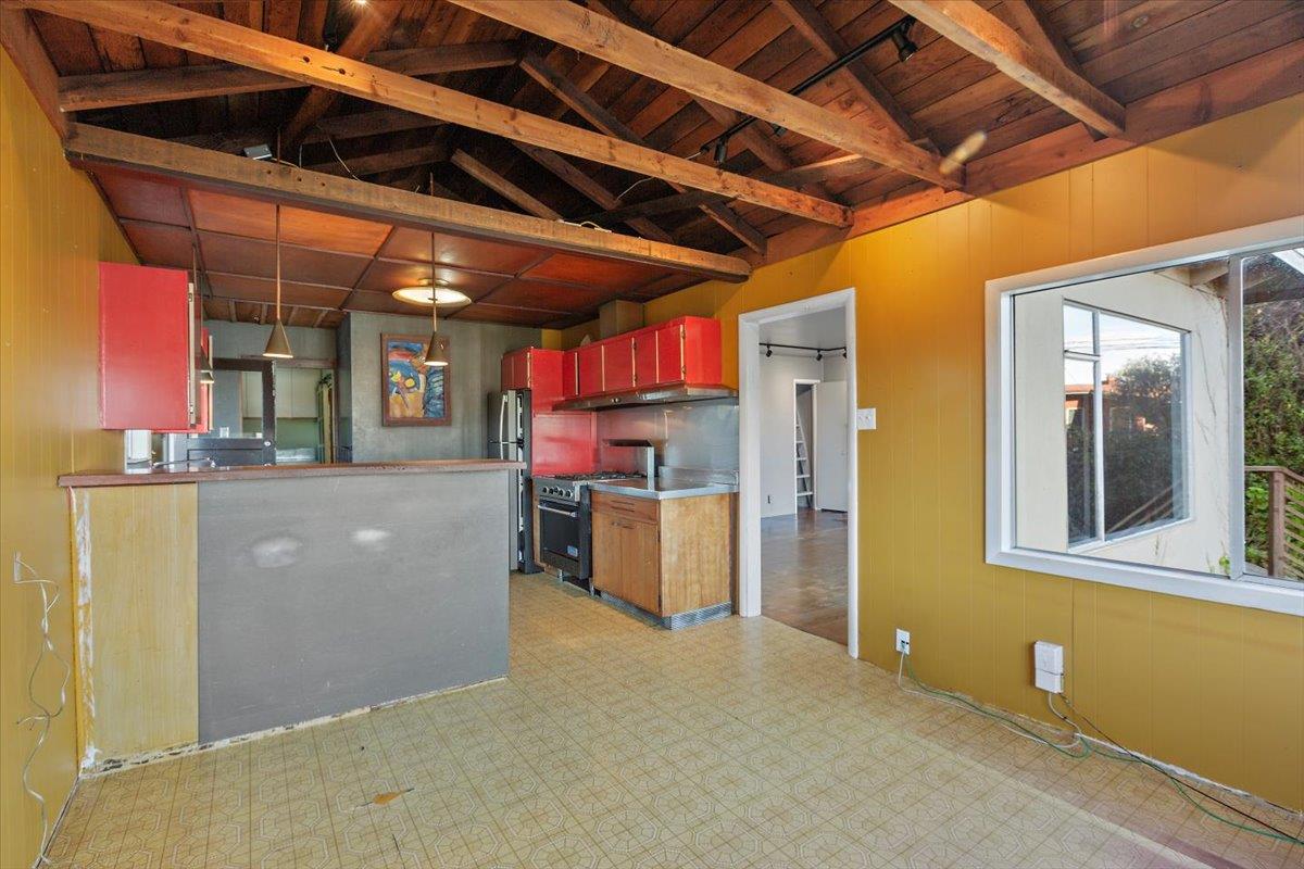 Detail Gallery Image 10 of 23 For 268 Olympian Way, Pacifica,  CA 94044 - 1 Beds | 1 Baths