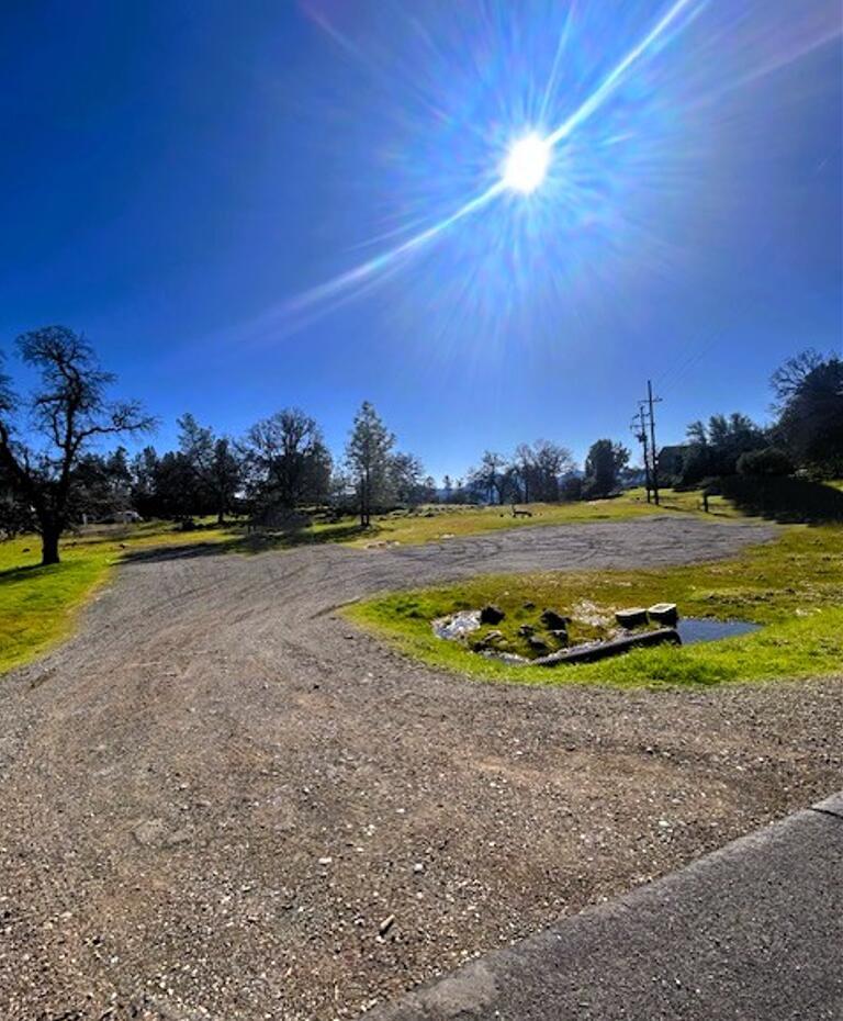 Detail Gallery Image 11 of 13 For 17426 Deer Hill Rd, Hidden Valley Lake,  CA 95467 - – Beds | – Baths