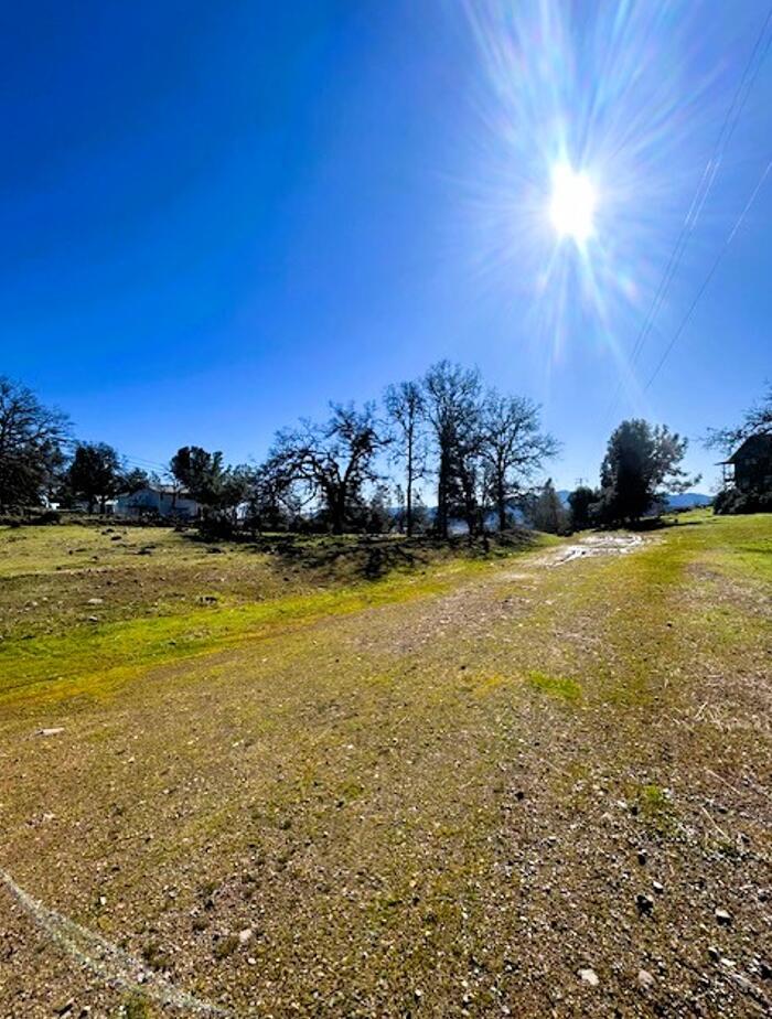 Detail Gallery Image 6 of 13 For 17426 Deer Hill Rd, Hidden Valley Lake,  CA 95467 - – Beds | – Baths