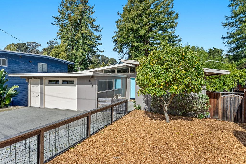 Detail Gallery Image 2 of 45 For 416 Semple Ave, Aptos,  CA 95003 - 5 Beds | 2/1 Baths