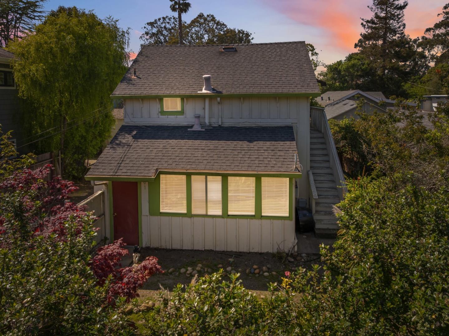 Detail Gallery Image 105 of 110 For 399 13th Ave, Santa Cruz,  CA 95062 - 3 Beds | 3 Baths