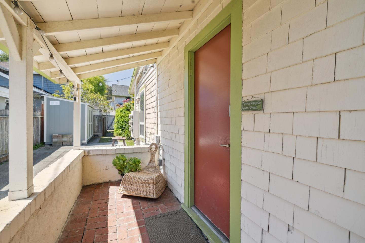 Detail Gallery Image 2 of 110 For 399 13th Ave, Santa Cruz,  CA 95062 - 3 Beds | 3 Baths