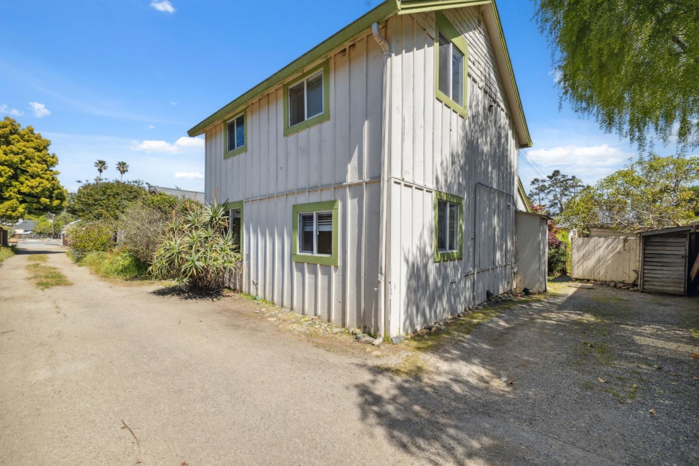 Detail Gallery Image 64 of 110 For 399 13th Ave, Santa Cruz,  CA 95062 - 3 Beds | 3 Baths