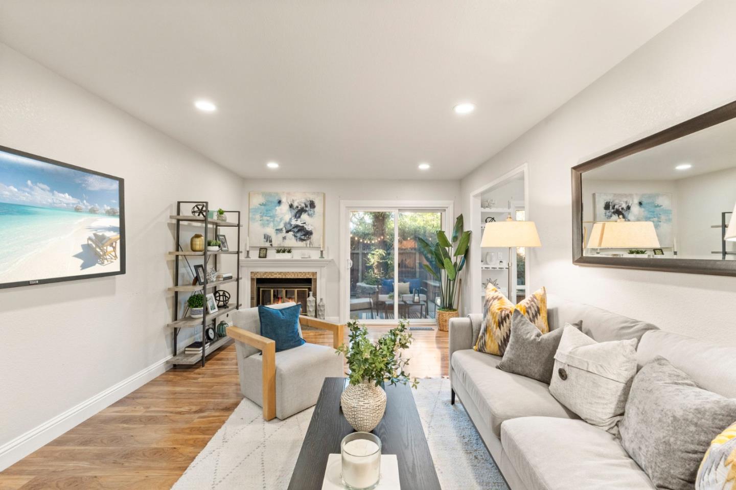 Detail Gallery Image 6 of 44 For 2461 Michele Jean Way, Santa Clara,  CA 95050 - 3 Beds | 2 Baths