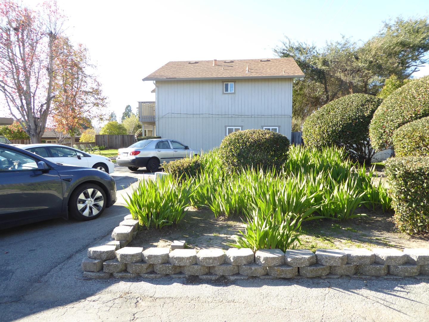 Detail Gallery Image 3 of 17 For 3397 Mission Dr, Santa Cruz,  CA 95065 - – Beds | – Baths